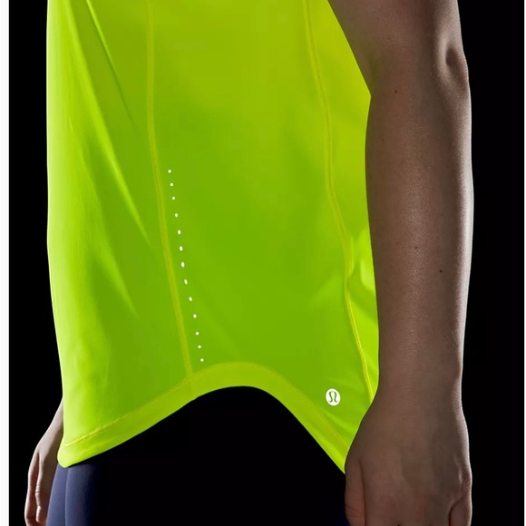 NWT! Lulu lemon sculpt tank- highlighter yellow. Never worn. Size 6. - Picture 3 of 8